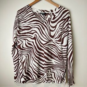 Acrobat NWTs Brown and White Zebra Print Linen Blend Lightweight Sweater Medium